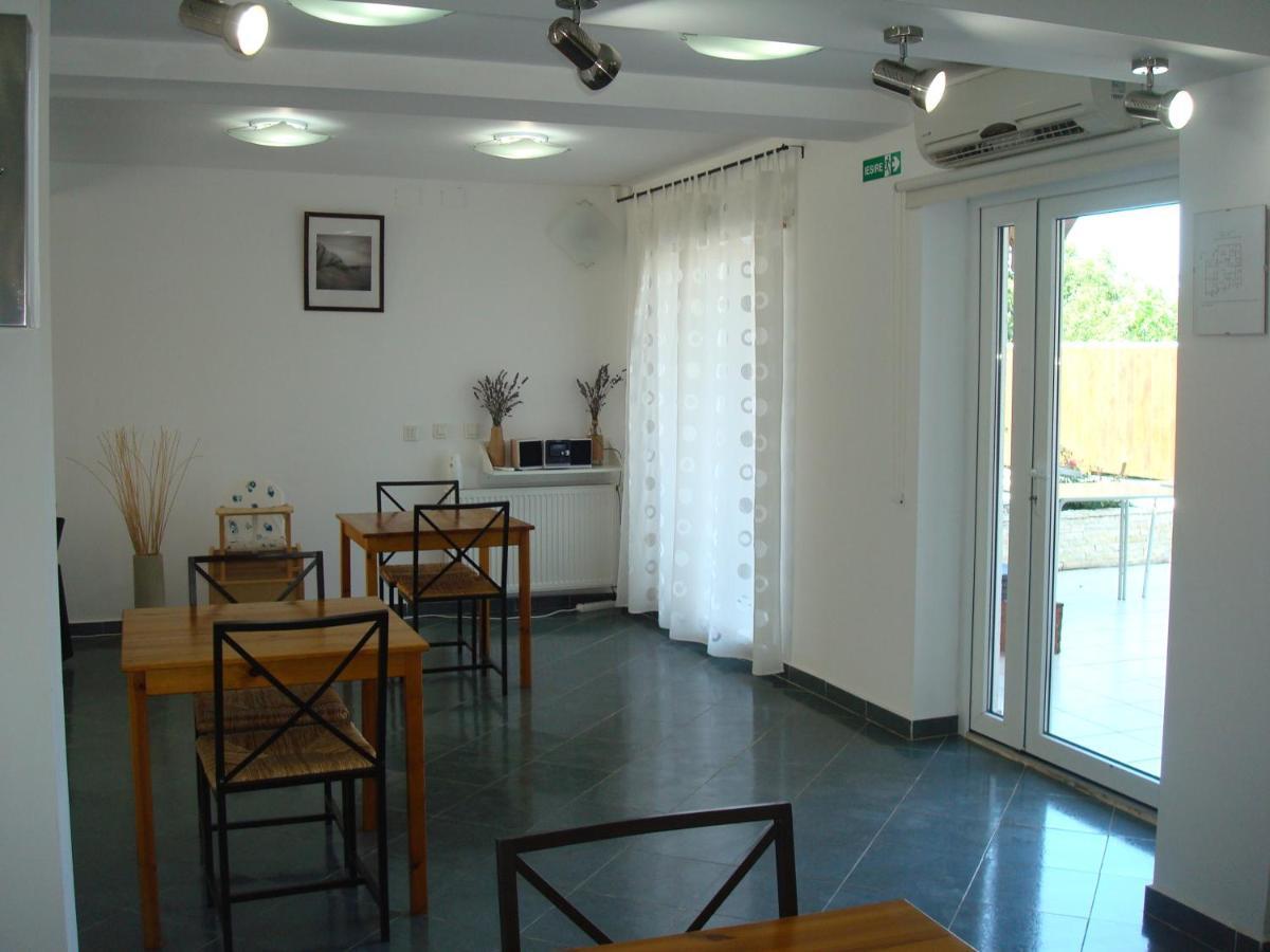 Pension Oasis Costinesti Esterno foto